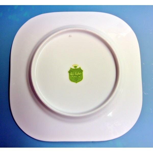 Swedish vintage 1960s highquality Hackefors porcelain fabric bone white coffe-cup with plate and green vineberry leafes decor