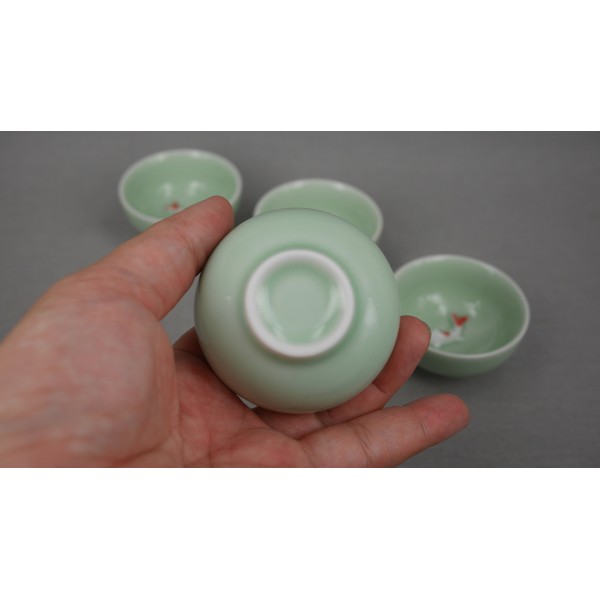 Set of 4 Vintage Chinese Style ceramics small cup with Koi, Koi Carp, Nishikigoi in the cup (Green)