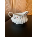 Royal Doulton Canterbury H4965 Dinner and Tea Set